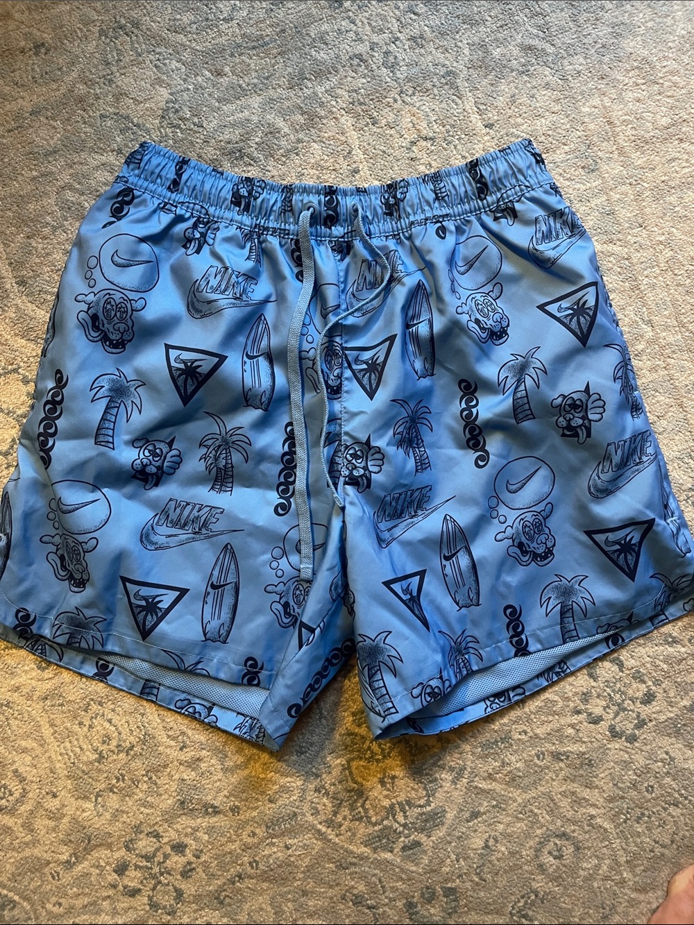 Nike Light Blue Surf Print Men's Shorts Medium